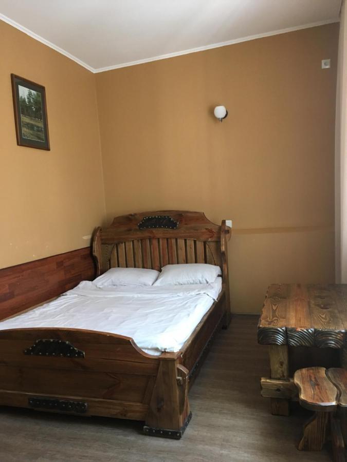 Міні-Готель Нептун Ривне Екстериор снимка